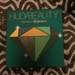 Huda beauty obsessions palette